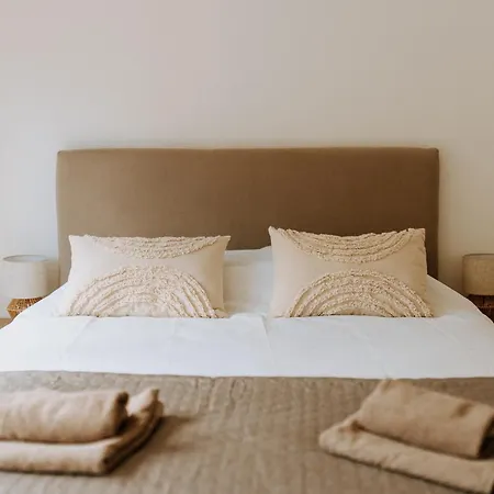 Boutique Old Town Apartment